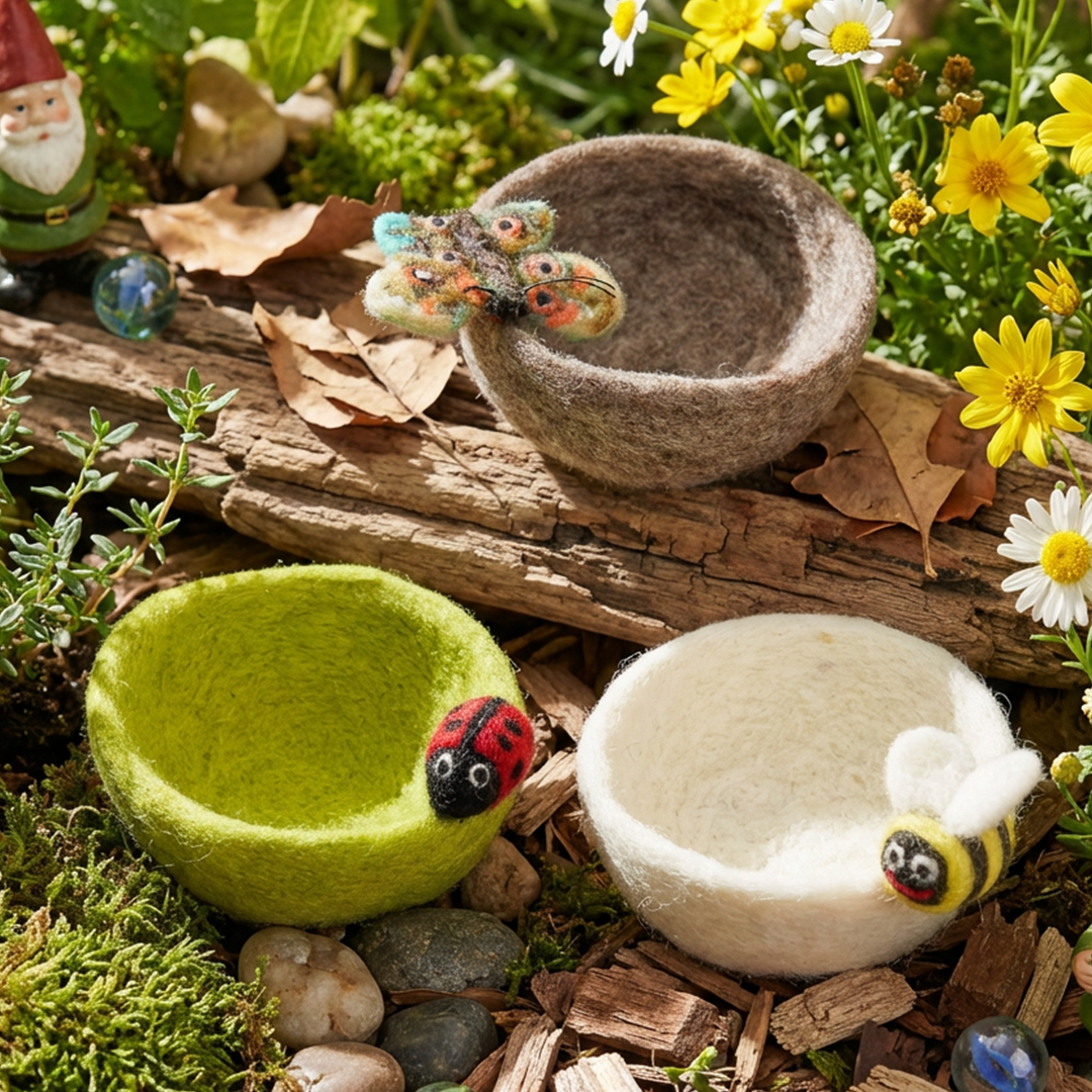 Felt Garden Bugs Trinket Dish Home Decoration - artisan kitchen decor - 100% wool by Felt So Good