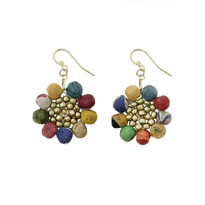Pendientes de girasol Kantha