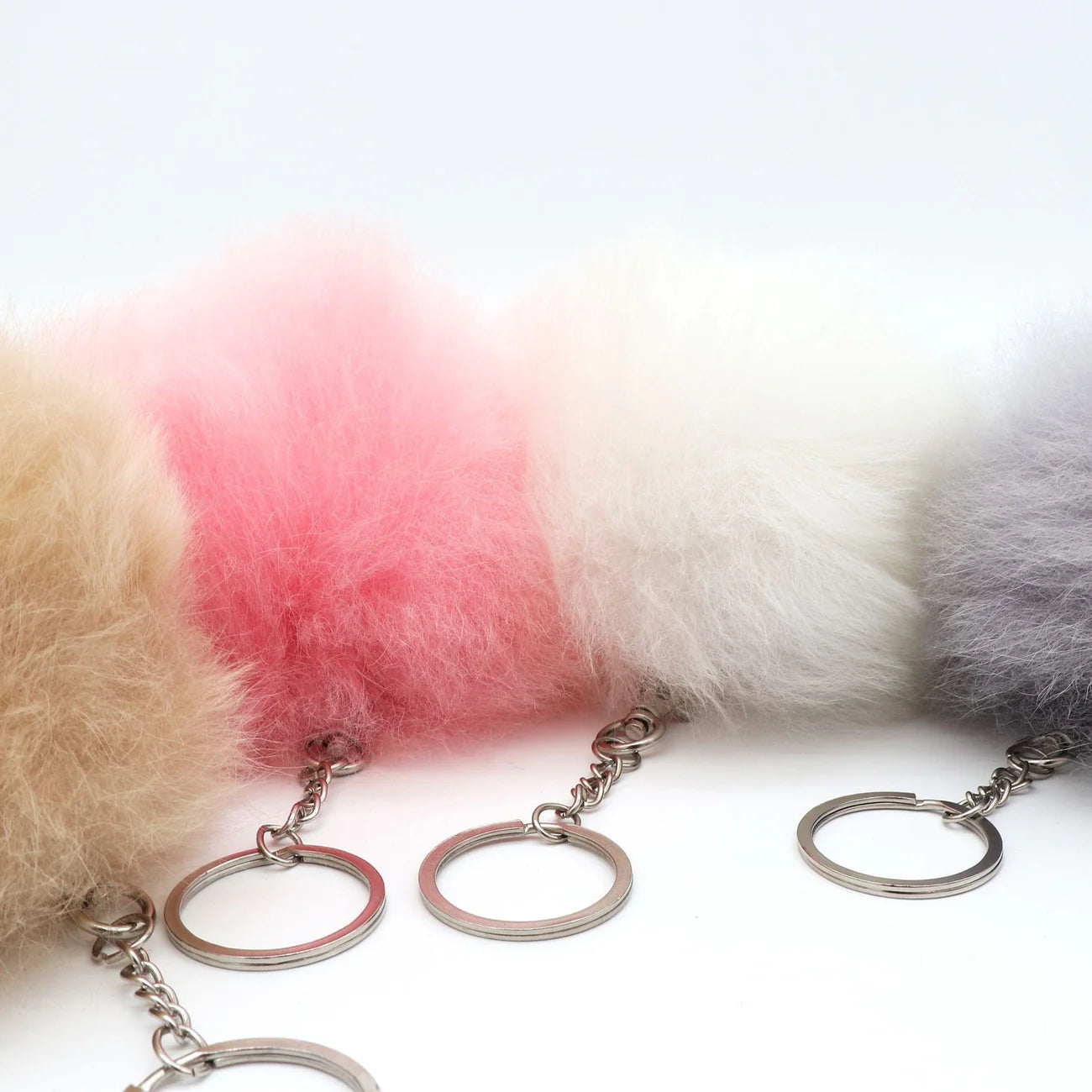 Alpaca Fluffball Keychain | INKARI