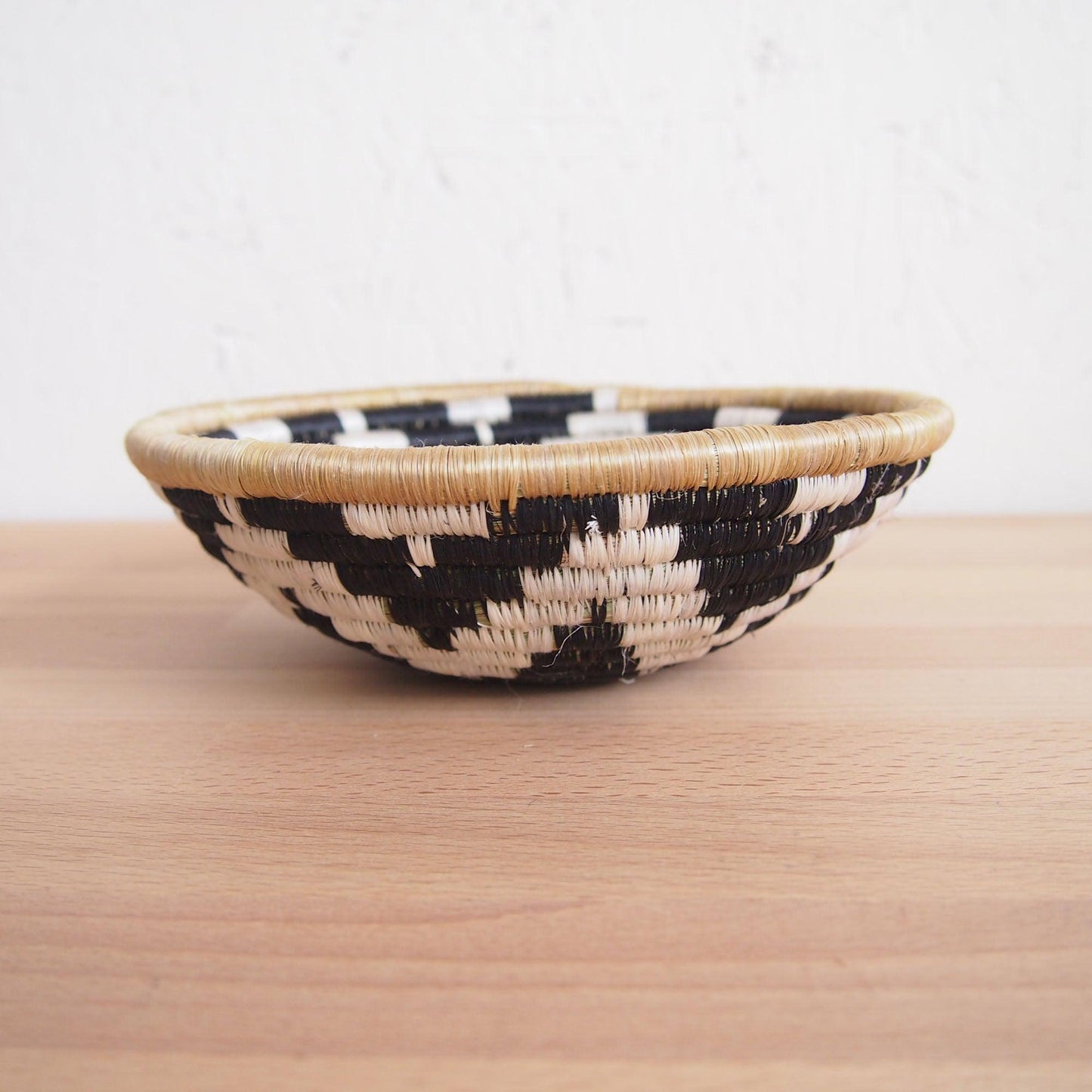 Small Sisal & Sweetgrass Bowl | Chwele-Amsha-RAUHA Crafts