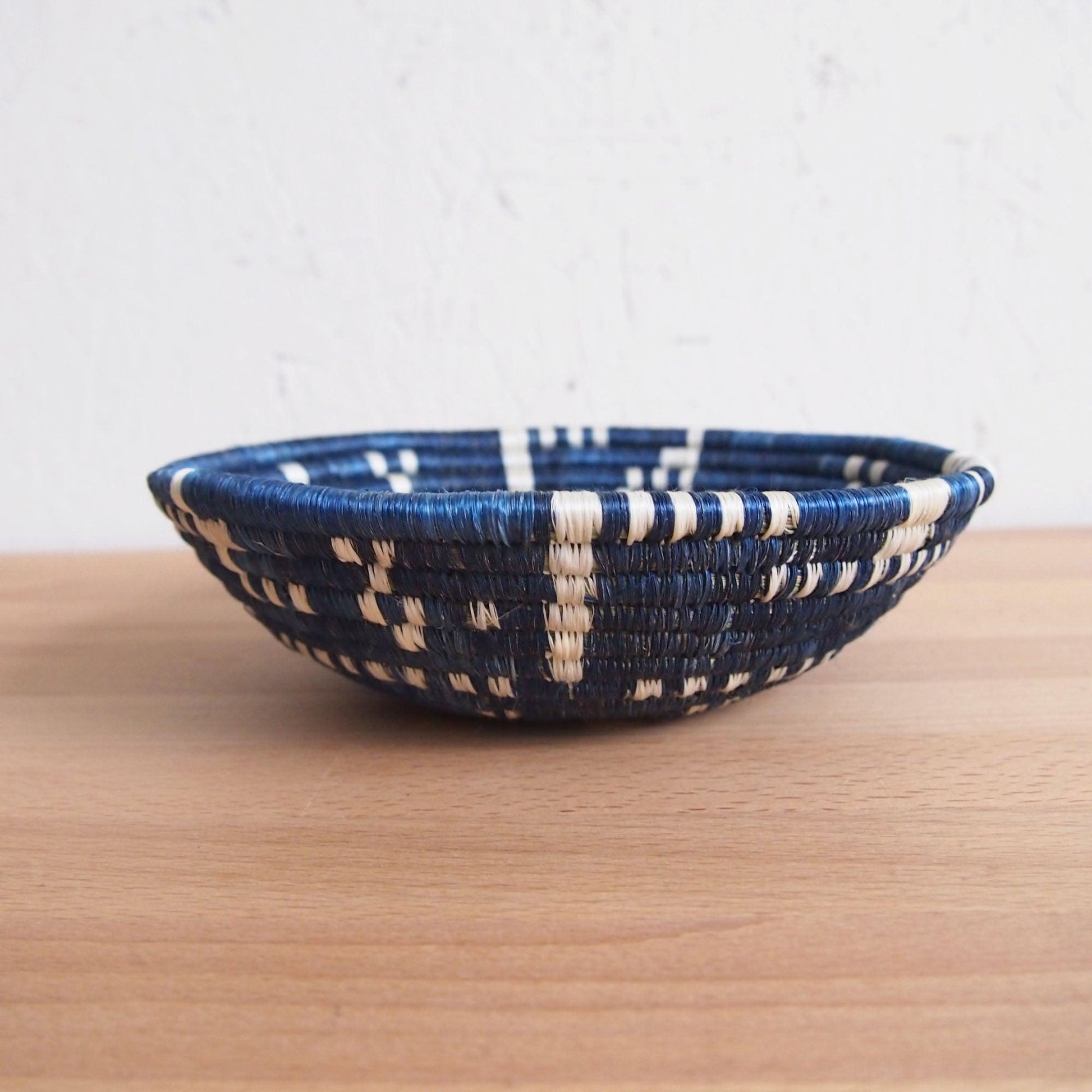 Small Sisal & Sweetgrass Bowl | Kigembe-Amsha-RAUHA Crafts