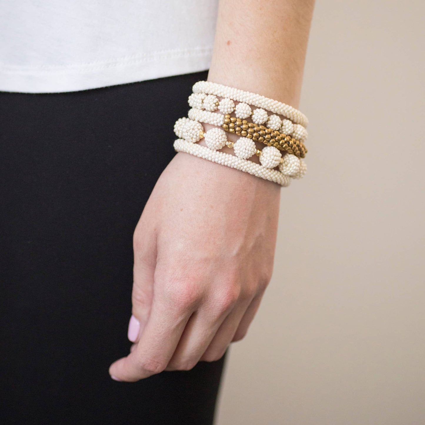 Luxe Globe Bracelet - Cream
