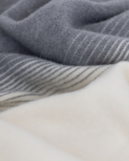 Manta de lujo de merino y cachemira para cama doble | MoST - Ivory Mist
